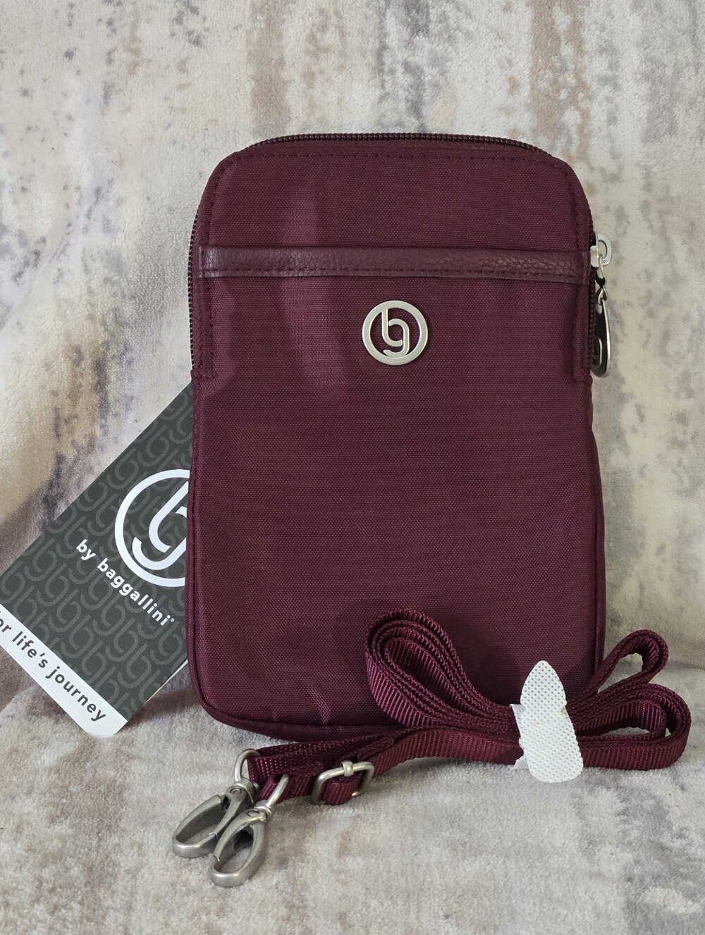 BG By Baggallini Burgundy Crossbody Phone Wallet Bag NWT